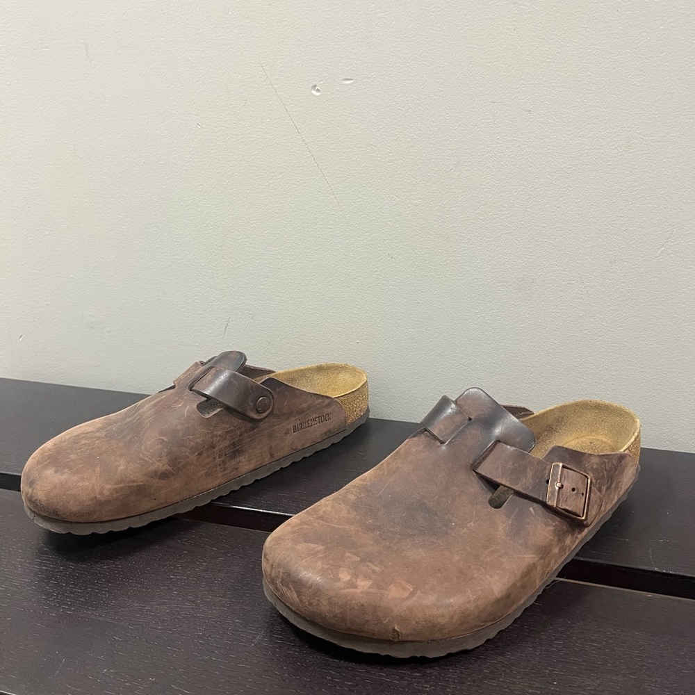 Brown leather Birkenstock clogs 45 m12